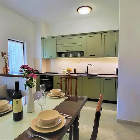 Cozy Mandula Apartman Vrsar