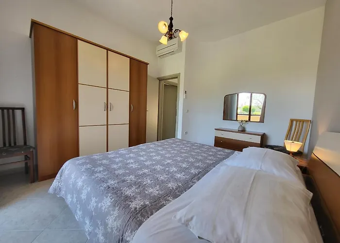 Cozy Mandula Vrsar