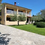Cozy Mandula Vrsar