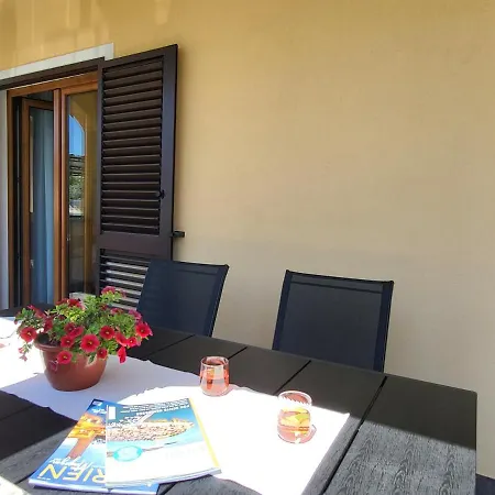 Cozy Mandula Apartment